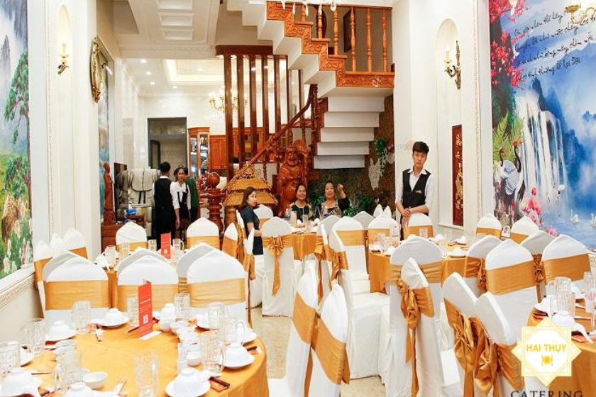 tiệc tân gia